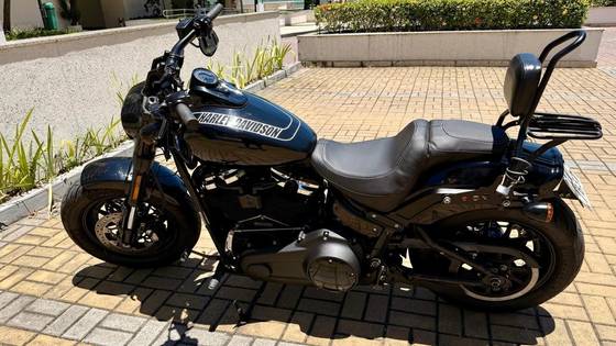 HARLEY-DAVIDSON SOFTAIL FAT BOB 107 